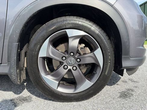 Used 2018 Honda HR-V EX image 27