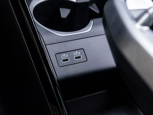 Certified 2025 BMW X2 xDrive28i w/ Premium Package image 29