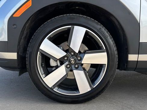 Used 2024 Hyundai Santa Fe Limited image 26