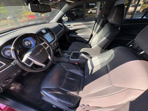 Used 2014 Chrysler 300 C w/ Light Group RWD image 11