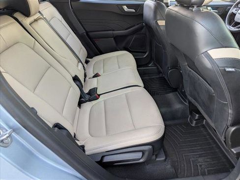 Used 2022 Ford Escape Titanium w/ Class II Trailer Tow Package image 20