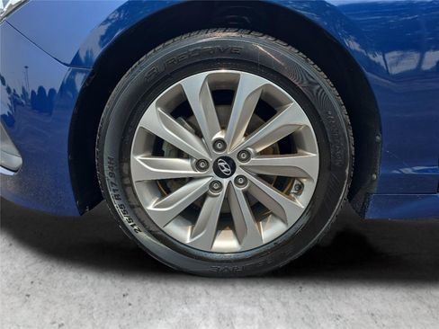 Used 2015 Hyundai Sonata Sport w/ Option Group 04 FWD image 29