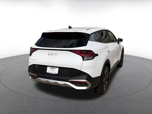 Used 2025 Kia Sportage LX image 14