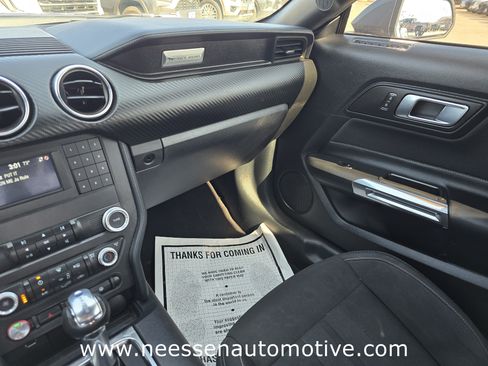 Used 2023 Ford Mustang Coupe image 32