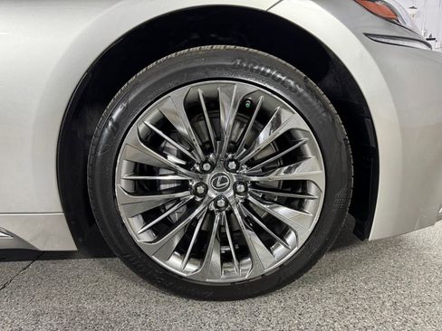 Used 2018 Lexus LS 500 AWD w/ Luxury Package image 7