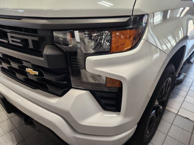 Used 2023 Chevrolet Silverado 1500 Custom RWD image 7