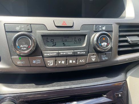 Used 2015 Honda Odyssey EX-L image 21