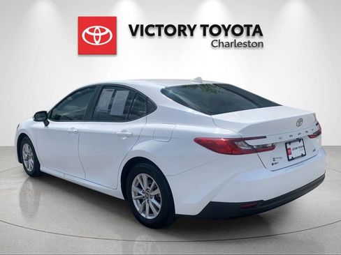 Used 2026 Toyota Camry LE FWD image 3