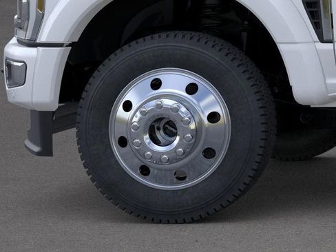 New 2026 Ford F450 Platinum image 19