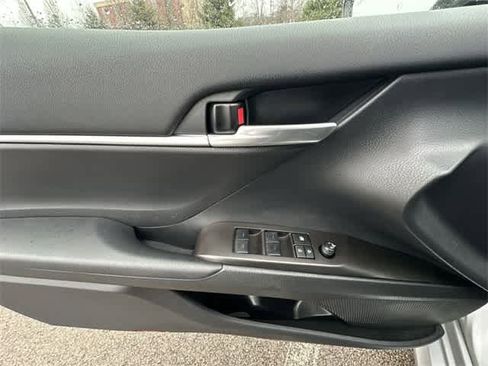 Used 2024 Toyota Camry LE image 17