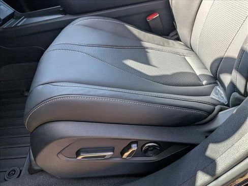 New 2025 Acura RDX SH-AWD w/ Technology Package image 4