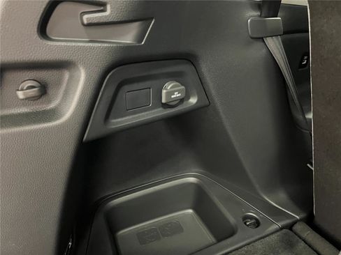 New 2025 Honda Pilot EX-L image 32