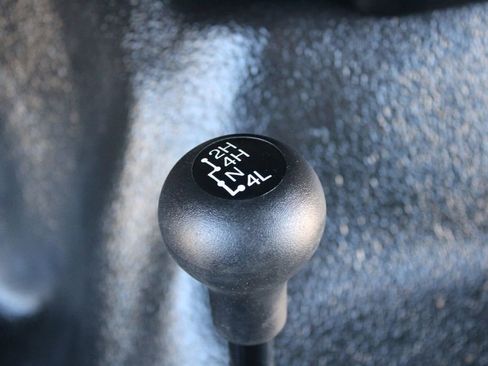 Used 2004 Ford F450 XL image 19