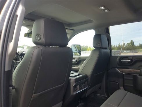 Certified 2022 Chevrolet Silverado 2500 LTZ w/ LTZ Texas Edition image 10