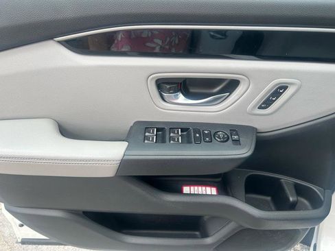 Used 2024 Honda Pilot EX-L image 7