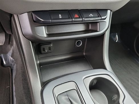 Used 2021 Chevrolet Colorado W/T w/ Custom Special Edition image 28