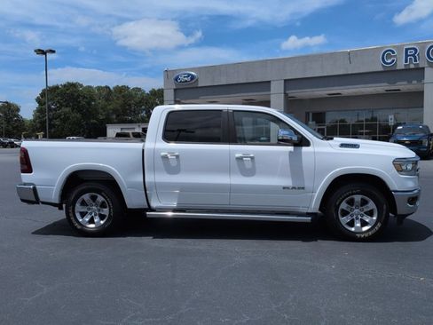 Used 2021 RAM 1500 Laramie AWD/4WD image 3