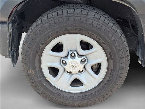 Used 2018 Toyota Tundra SR RWD image 10