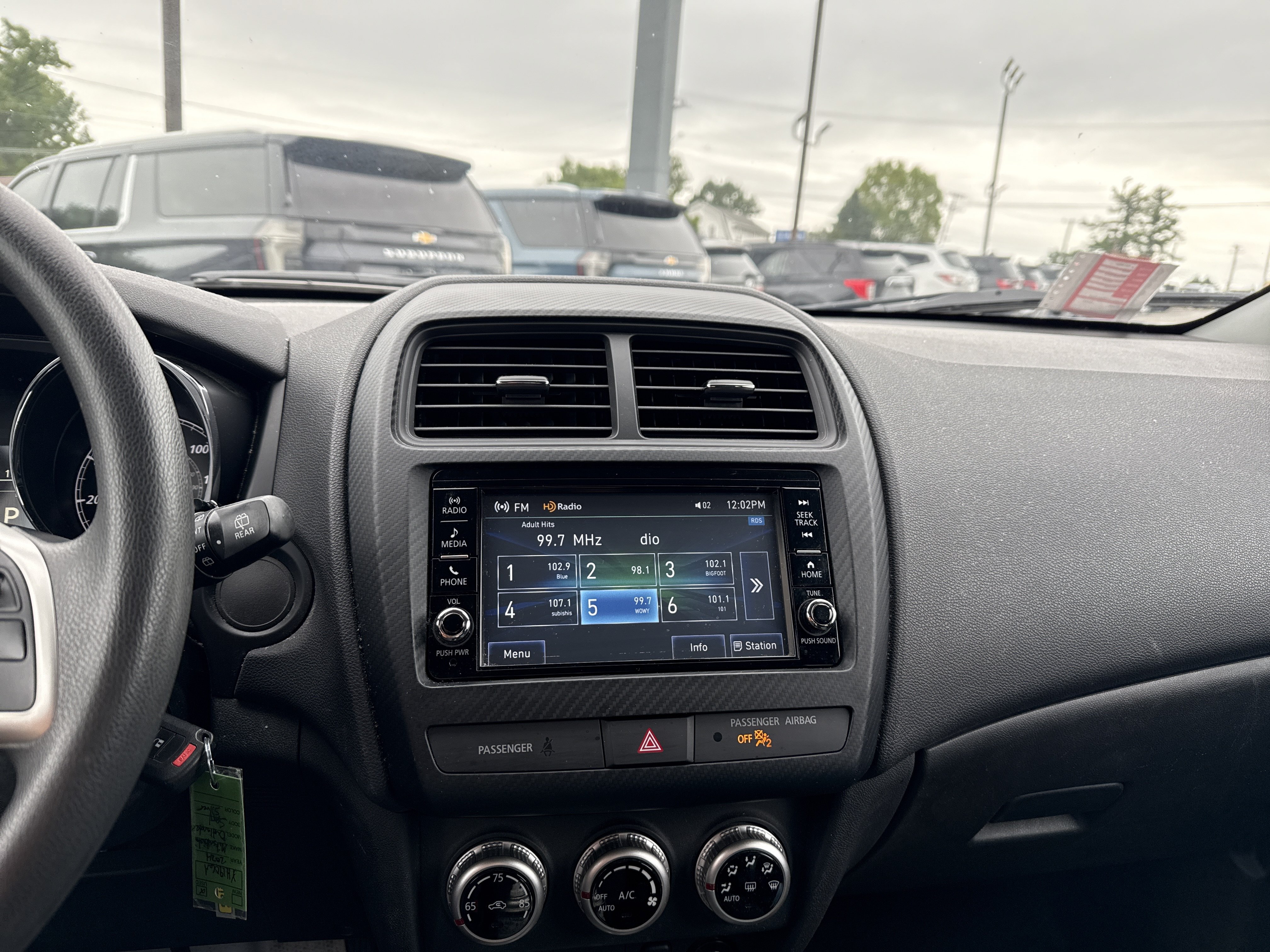 Used 2024 Mitsubishi Outlander Sport ES AWD/4WD image 15