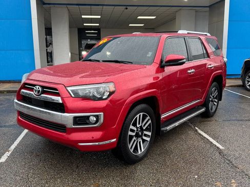 Used 2020 Toyota 4Runner Limited image 3