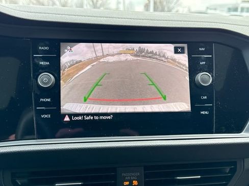 Used 2024 Volkswagen Jetta SEL image 21