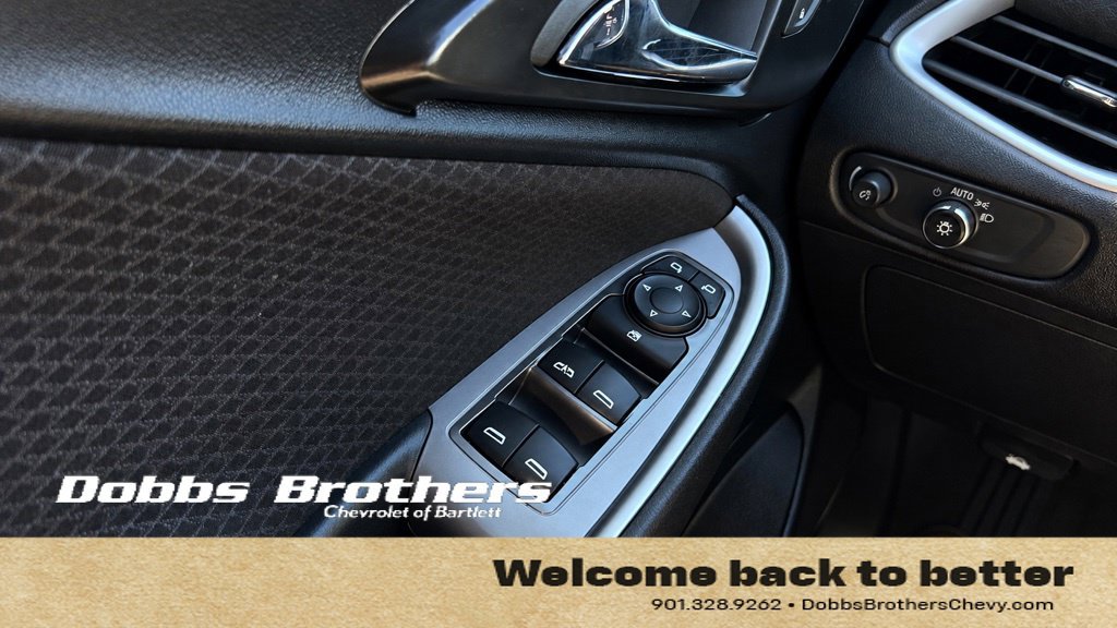 Used 2024 Chevrolet Malibu LT FWD image 16