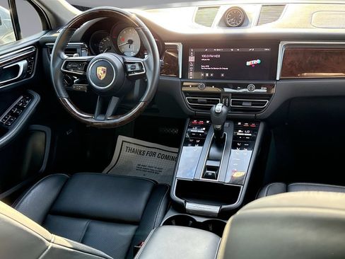 Used 2022 Porsche Macan S AWD/4WD image 19