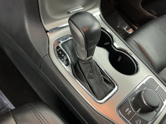 Used 2019 Jeep Grand Cherokee Limited AWD/4WD image 34