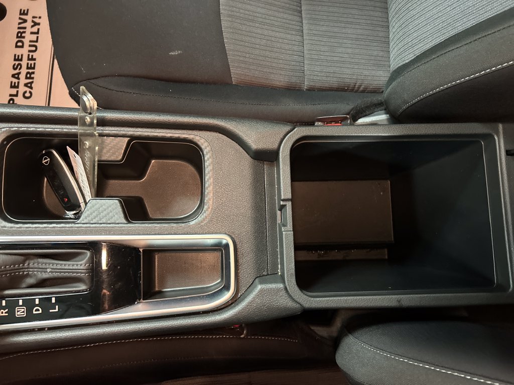 Used 2025 Nissan Sentra SV FWD image 19