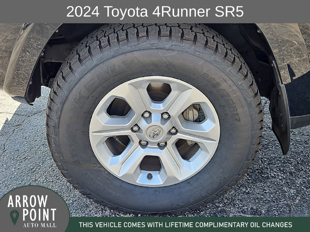 Used 2024 Toyota 4Runner SR5 RWD image 16
