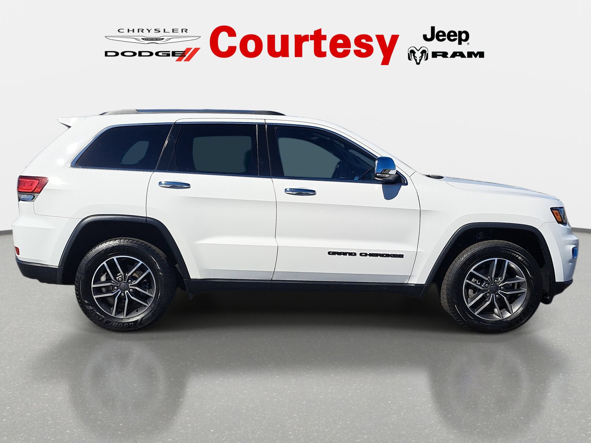 Used 2020 Jeep Grand Cherokee Limited w/ Premium Lighting Group AWD/4WD image 3