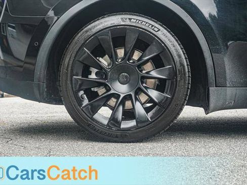 Used 2021 Tesla Model Y Long Range AWD/4WD image 16