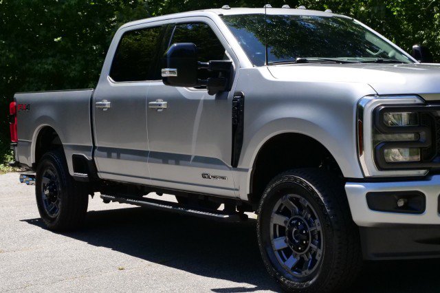 Used 2024 Ford F250 Lariat w/ Sport Appearance Package AWD/4WD image 39