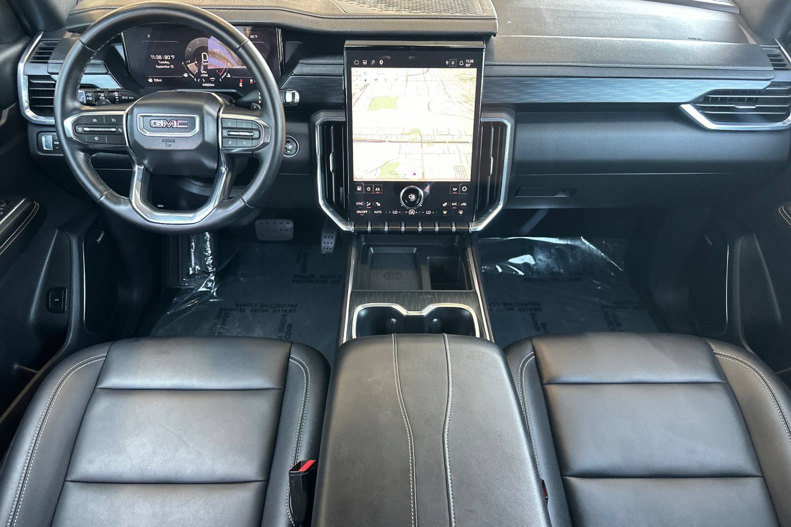 Used 2026 GMC Acadia Elevation w/ Elevation Premium Package FWD image 16