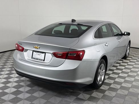 Used 2022 Chevrolet Malibu LS FWD image 5