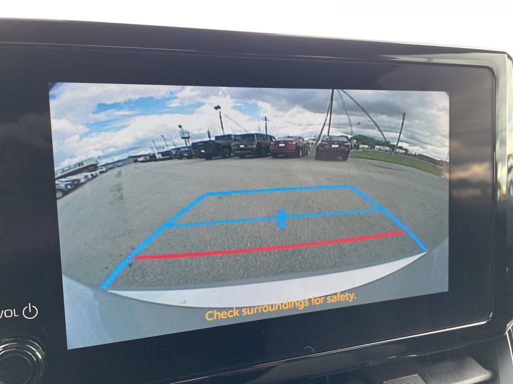 Used 2025 Toyota Corolla XSE FWD image 16