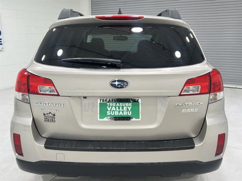 Used 2014 Subaru Outback 2.5i Limited image 7