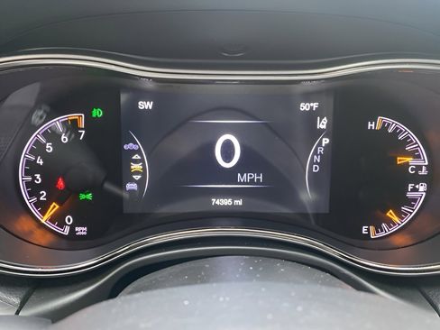 Used 2021 Jeep Grand Cherokee Limited X image 12