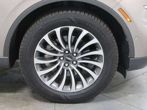 Used 2021 Lincoln Aviator Reserve w/ Equipment Group 201A AWD/4WD image 12