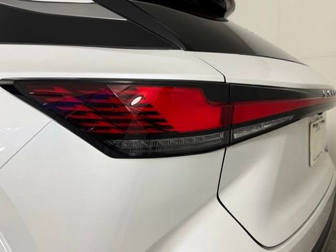 Used 2025 Lexus RX 350 w/ Convenience Package image 15