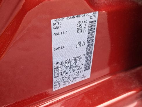 Certified 2025 Nissan Altima 2.5 SR image 26