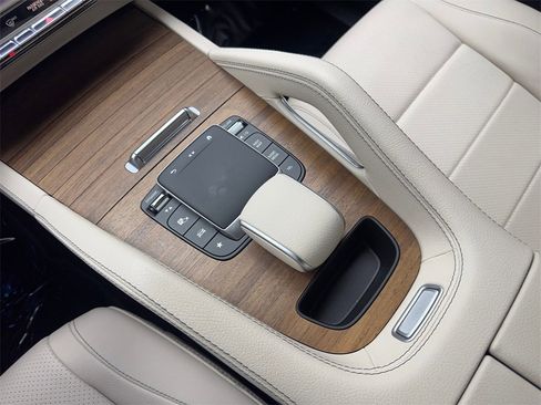 Used 2024 Mercedes-Benz GLE 350 4MATIC image 66