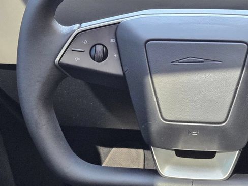 Used 2024 Tesla Cybertruck Cyberbeast AWD/4WD image 16