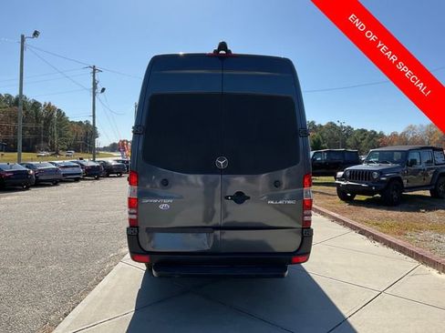 Used 2016 Mercedes-Benz Sprinter 2500 image 6
