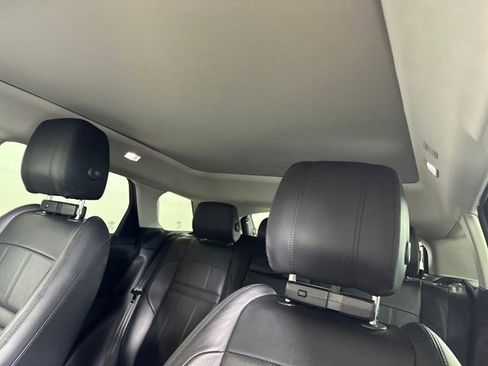 Used 2020 Land Rover Range Rover Evoque S image 12