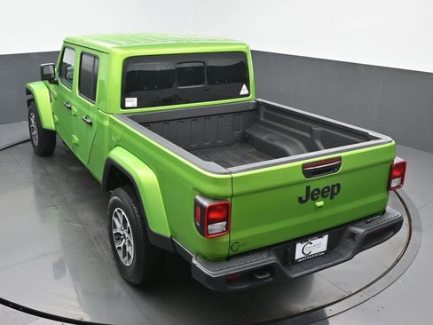 New 2026 Jeep Gladiator Sport image 38