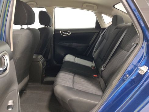 Used 2019 Nissan Sentra SV image 18