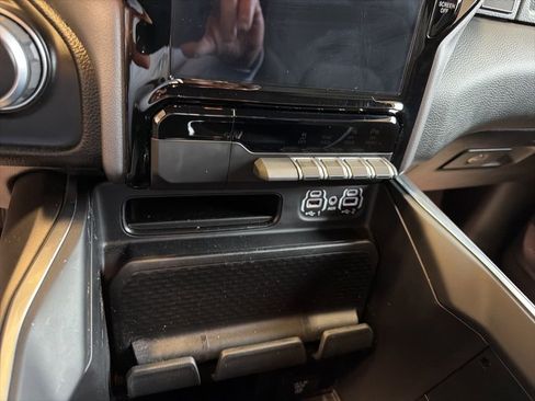 Used 2024 RAM 1500 Big Horn image 31