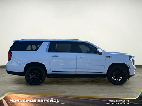 New 2026 GMC Yukon XL Elevation image 9