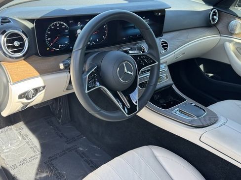 Used 2022 Mercedes-Benz E 350 Sedan image 17
